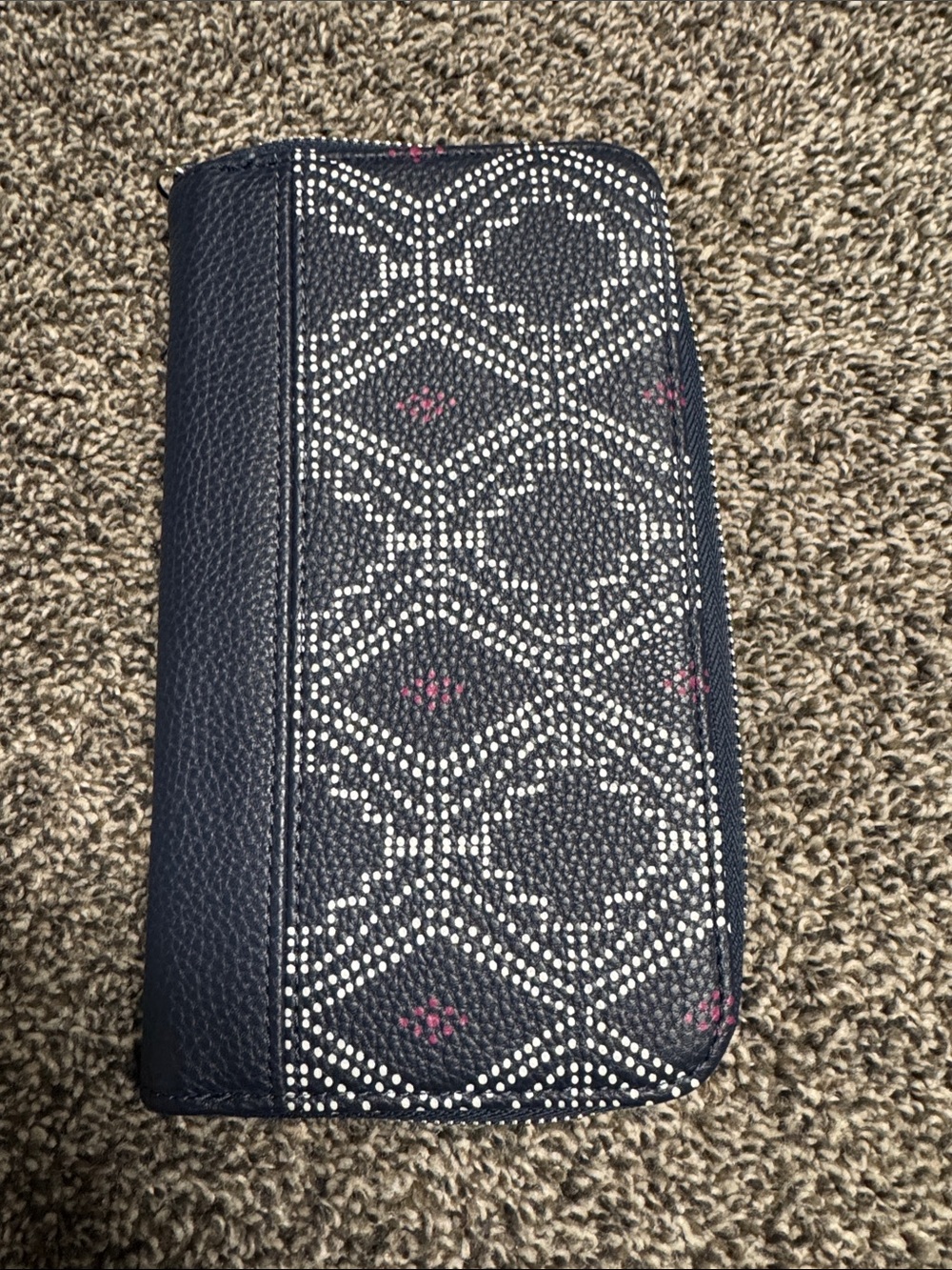 NWOT Thirty-One All About the Benjamins Navy Dotted Geo Pebble Women's Wallet